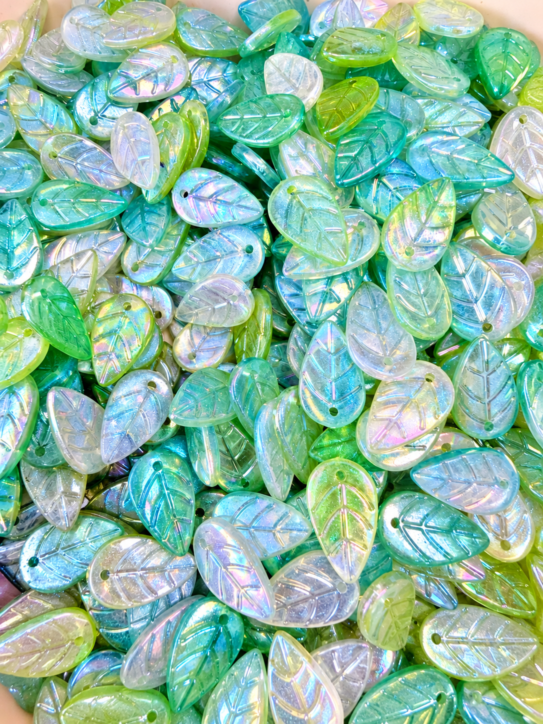 Acrylic Leaf Beads/Pendants in Green Shimmer